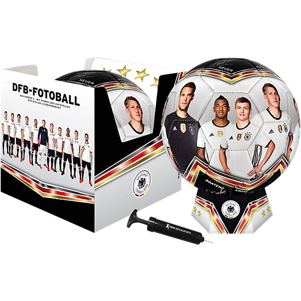 DFB Foto-Ball der deutschen Nationalmannschaft