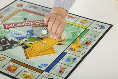 Hasbro Gaming Monopoly Junior der Klassiker der Brettspiele für Kinder ab 5 