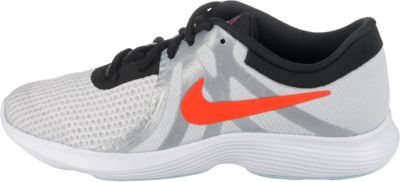 nike performance revolution 4