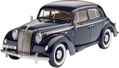 Revell Modellbausatz Luxury Class Car ADMIRAL SALOON