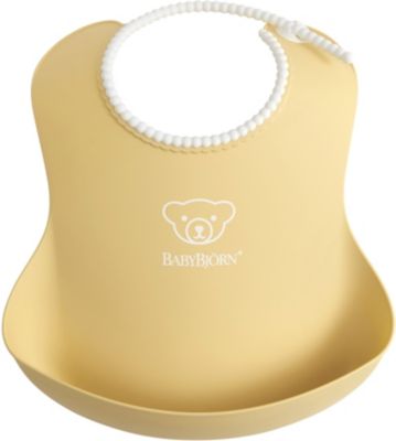 Мягкий нагрудник BabyBjorn нежно-жёлтый