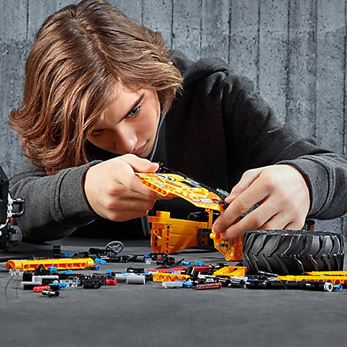Конструктор LEGO Technic "Экстремальный внедорожник", 958 деталей, арт 42099 от LEGO