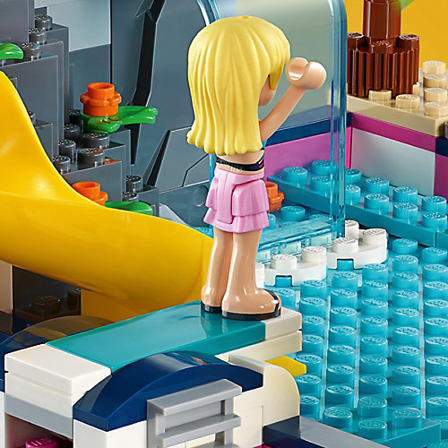 Конструктор LEGO Friends 41374: Вечеринка Андреа у бассейна от LEGO