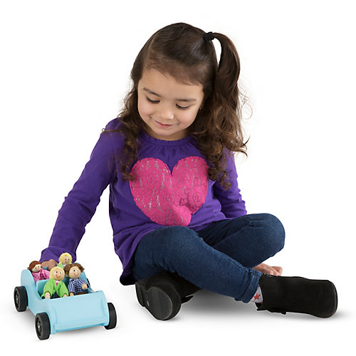 Машина и кукольная семья Melissa & Doug от Melissa & Doug