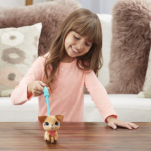 Мягкая игрушка FurReal Friends "Маленький питомец на поводке" Бежевая собака от Hasbro