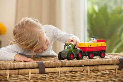 Traktor für Kinder ab 1 Jahr Trecker... Dickie Toys Happy Fendt Animal Trailer 