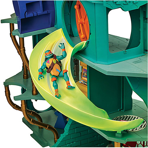 Большой игровой набор Playmates "Черепашье логово", серия ROTMNT от PLAYMATES