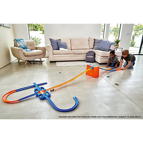 Автотрек Hot Wheels Track Builder Премиальный трюковой набор от Mattel