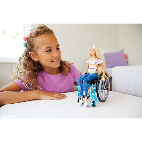 Кукла Barbie в инвалидной коляске от Mattel