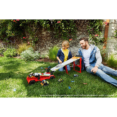 Автотрек Hot Wheels Monster Trucks Передвижная трасса для гонок от Mattel