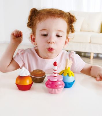 HOLZ Lebensmittel MUFFINS Spielzeug Kaufladen Spielküche Zubehör Essen Cupcakes 