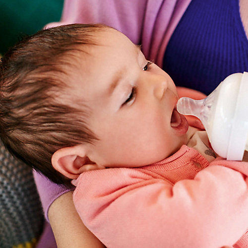 Силиконовая соска Philips Avent Natural средний поток, с 3 мес, 2 шт от PHILIPS AVENT