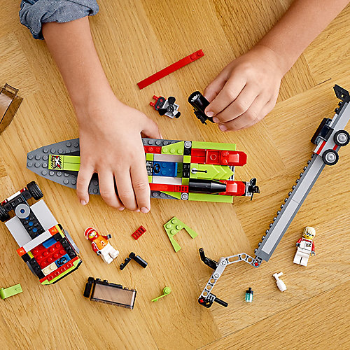 Конструктор LEGO City Great Vehicles 60254: Транспортировщик скоростных катеров от LEGO