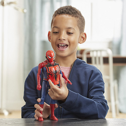 Игровая фигурка Marvel Spider-Man Titan Hero Series Человек-паук от Hasbro