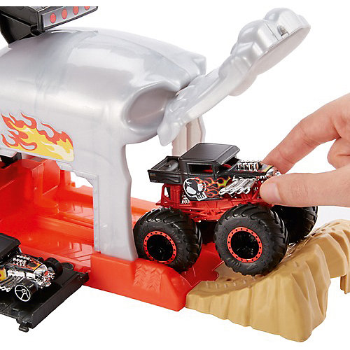 Игровой набор Hot Wheels Monster Trucks Пусковой гараж Бон Шейкер от Mattel