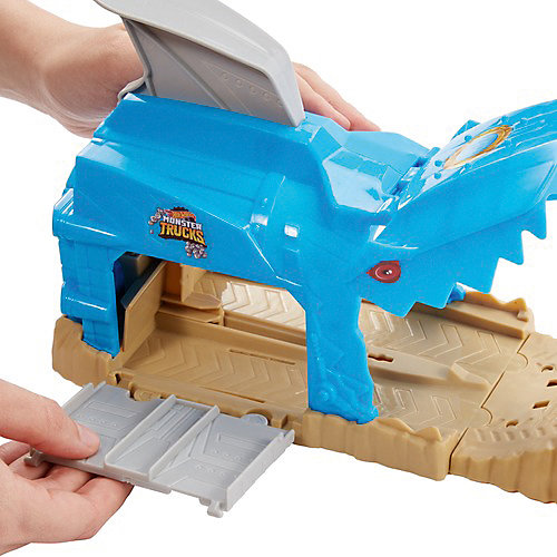 Игровой набор Hot Wheels Monster Trucks Пусковой гараж Шарк Рик от Mattel