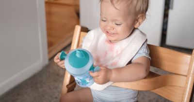 Trainer Cup 230 ml, weiche Trinktülle, auslaufsicher, ab 6 M, BPA-frei, Elefant 2