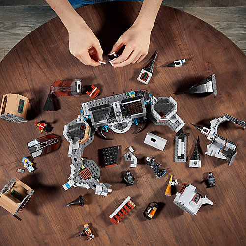 Конструктор LEGO Hidden Side 70437: Заколдованный замок от LEGO