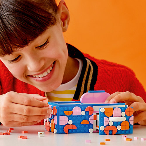 Конструктор LEGO Dots 41907: Настольный набор от LEGO