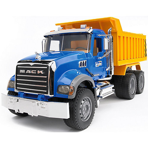 Самосвал MACK от Bruder