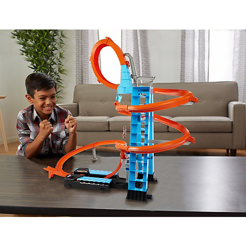Автотрек Hot Wheels Автотрек Полёт в небеса от Mattel