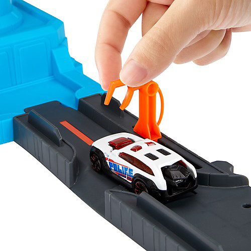 Автотрек Hot Wheels City "Воздушная атака дракона" от Mattel