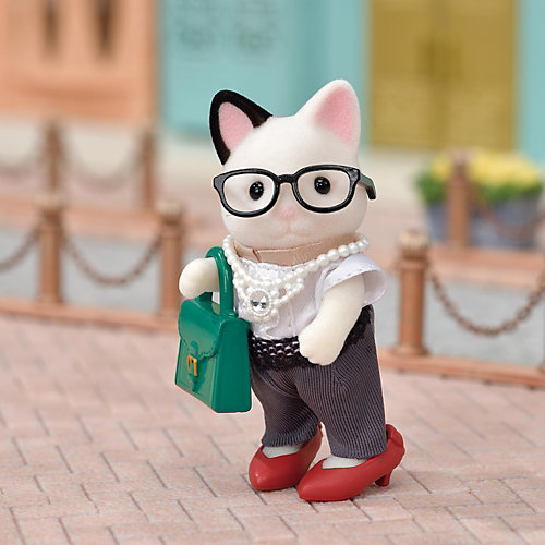 Кошка Sylvanian Families Series Town "Модница в городе и ее гардероб" от Эпоха Чудес