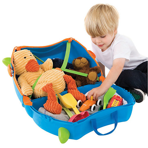 Голубой чемодан на колесиках от TRUNKI