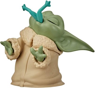 Фигурка SW Bounty Collection Mandalorian The Child Froggy Snack № 4, 5,5 см