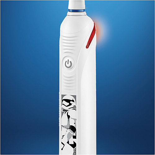 Электрическая зубная щетка Oral-B Junior Pro2 Star Wars