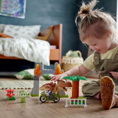 LEGO® Jurassic World 10939 Ausbruch des T. Rex und Triceratops 2