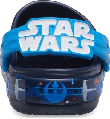 croslite material shoes