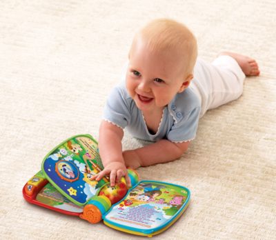 Ребенок 6 месяцев звуки. Vtech музыкальная книга. Развивающие игрушки для малышей. Игрушки для детей до 1 года. Развивающие игрушки до года.