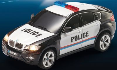 RC Ferngesteuertes Auto BMW X6 Polizeiwagen Spielzeug 1:24 Schwarz 