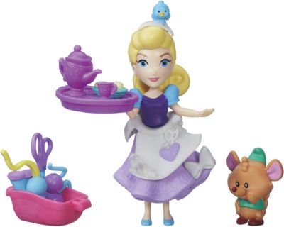 Игровой набор Disney Princess "Маленькое королевство" Золушка и мышонок Гас