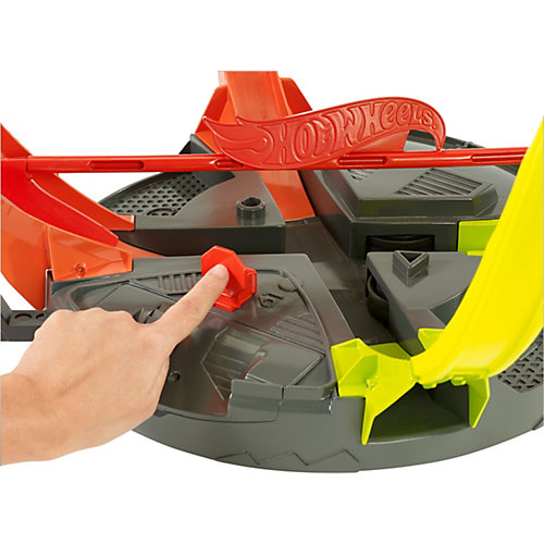 Автотрек Hot Wheels "Крутые Виражи" от Mattel