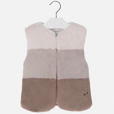 Жилет для девочки Mayoral