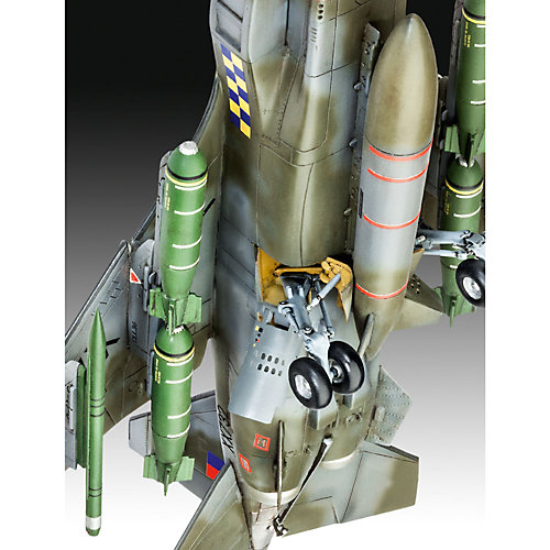 Истребитель-бомбардировщик Sepecat JAGUAR GR.1A ВВС Великобритании от Revell