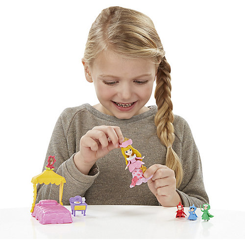 Игровой набор Маленькая кукла Принцесса и сцена из фильма, Hasbro от Hasbro
