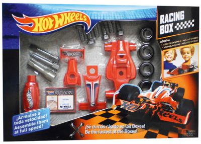 Игровой набор Corpa "Hot Wheels" Юный механик (средний)