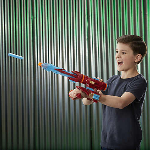 Игрушка экипировка Железного Человека AVENGERS (E0562) от Hasbro