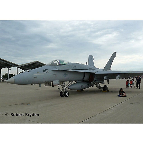 Сборная модель Revell "Истребитель Макдоннел-Дуглас F/A-18C Hornet" от Revell