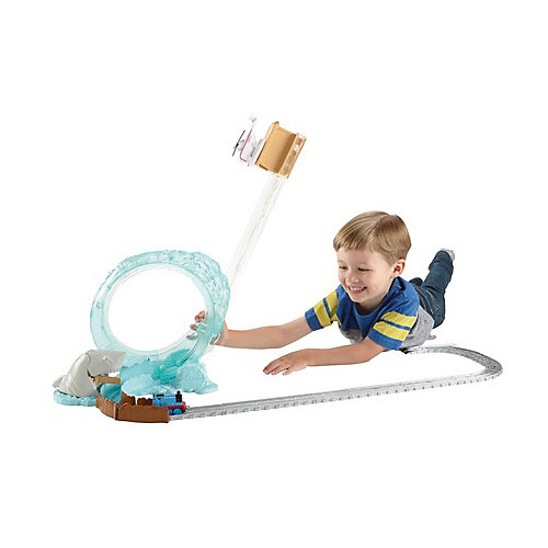 Железная дорога Thomas and Friends "Томас и его друзья" Игровой набор с акулой от Mattel