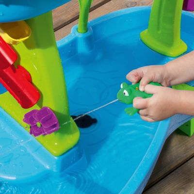Rain Showers Splash Pond Wasserspieltisch, STEP2 myToys
